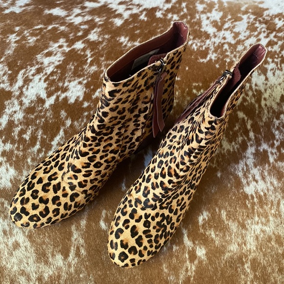 Toms Emmy Leopard Booties - Picture 10 of 11